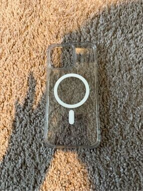 Clear MagSafe-Compatible Phone Case with White MagRing
